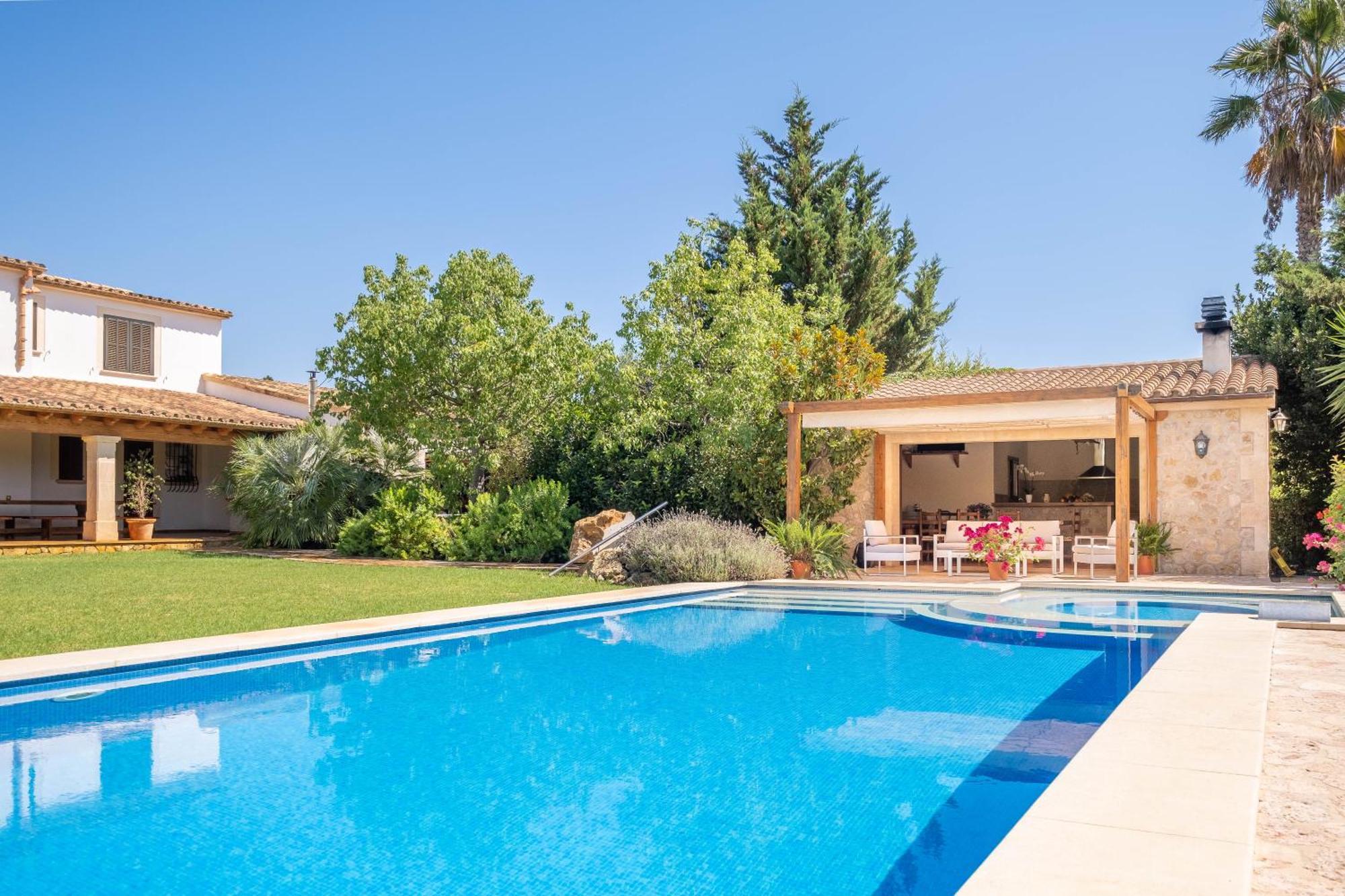 Villa Can Moleto By Sunvillas Mallorca Польенса Экстерьер фото